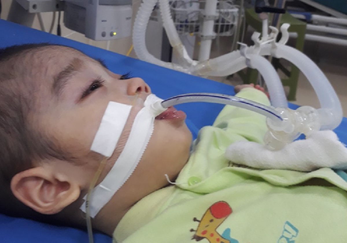 Xin hãy cứu giúp bé Nguyễn Đăng Khôi bệnh tim