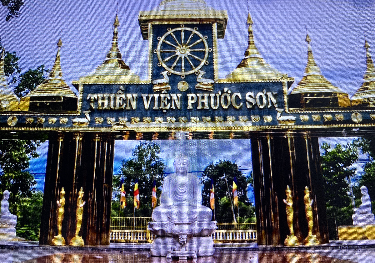TRỞ VỀ NHÀ - KẾT DUYÊN VỚI THIỀN VIỆN PHƯỚC SƠN… Hộ trì Tam Bảo qua các Phật Sự: Cúng dường khoá Xuất Gia Gieo Duyên… Cúng dường lễ Nhập Hạ của chư Tăng Ni… Hoàn thiện Đoạn Đường cuối cho Thiền Đường Quốc Tế !