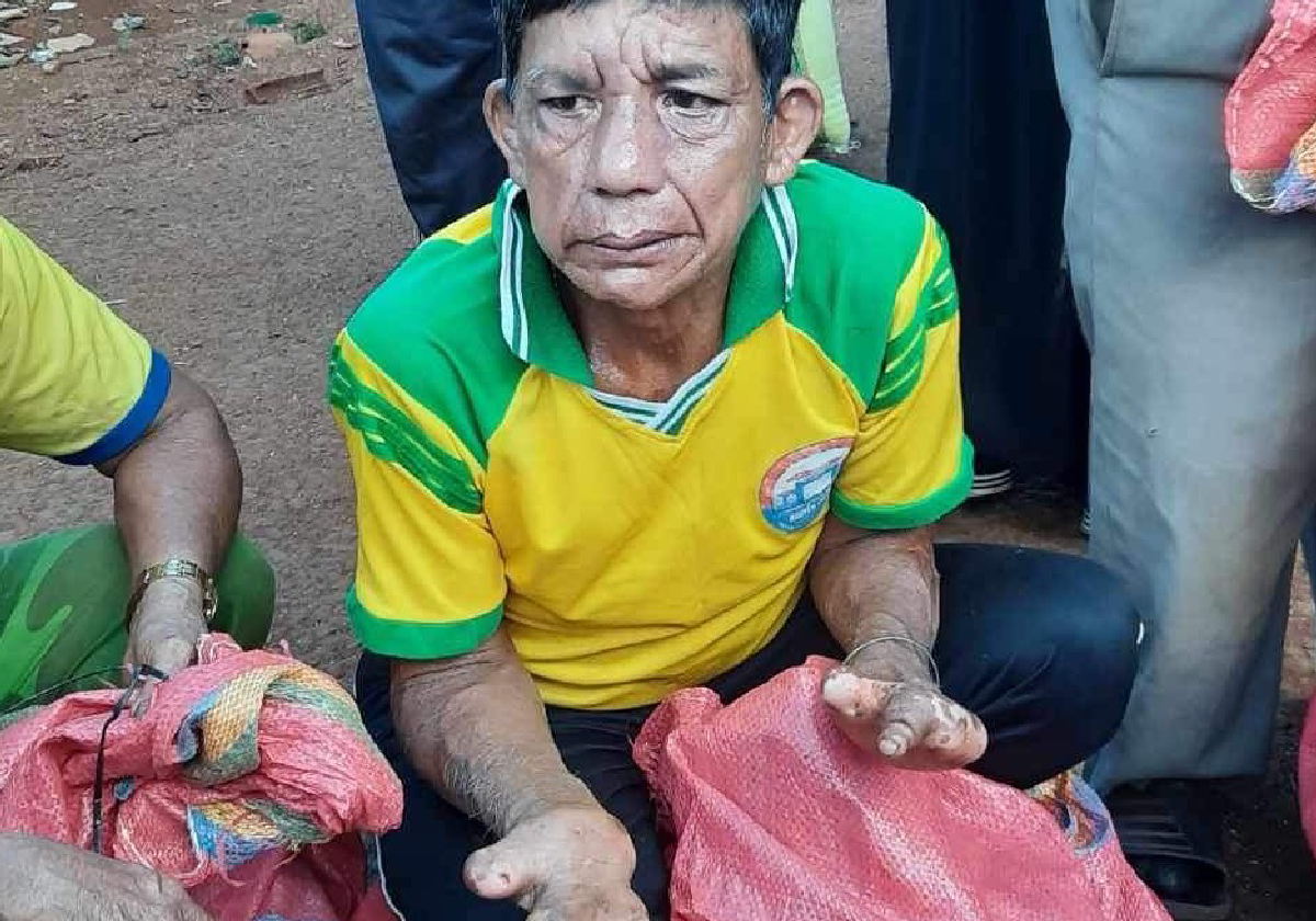 Gieo duyên tặng quà cho bà con làng Cùi Tại Gia Lai