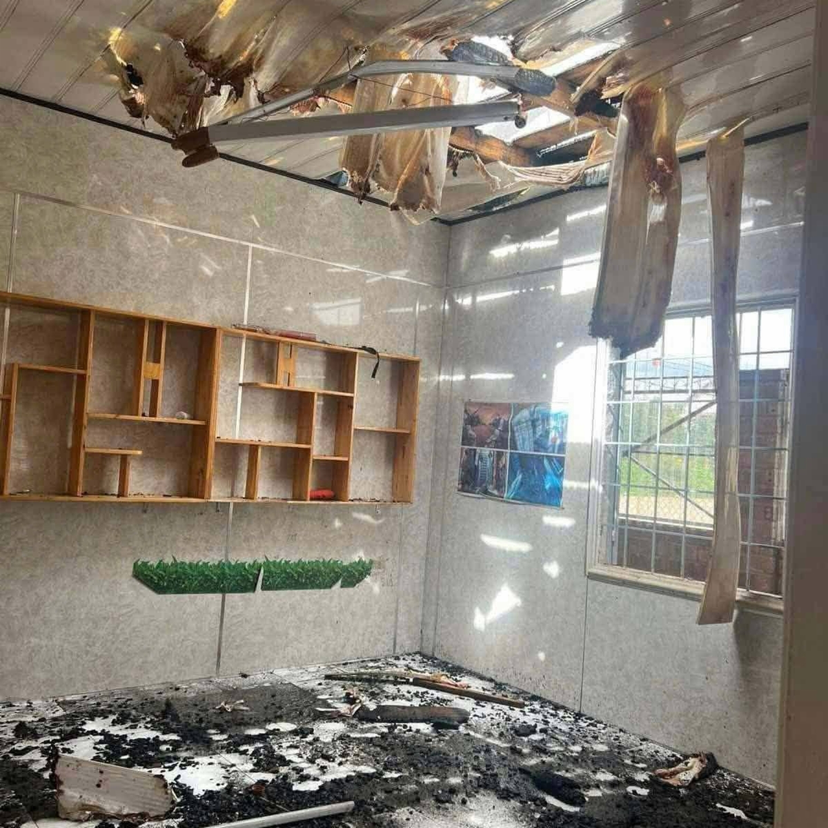 Khắc Phục - Sửa Chữa - Cháy Mái Ấm Tà Nung